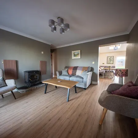 Peaceful Moycullen 3 Bed With Stunning View 15 Mins To
